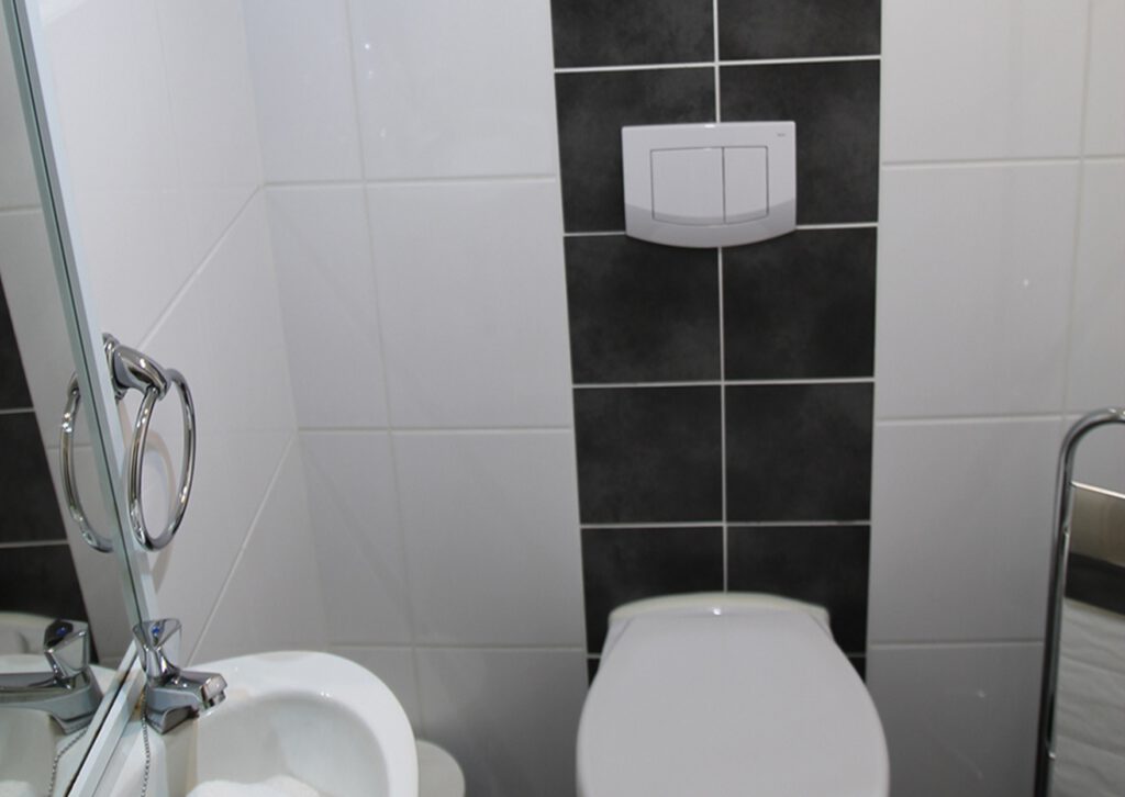 Bad, Wohnung 3, Haus Sonnenschein